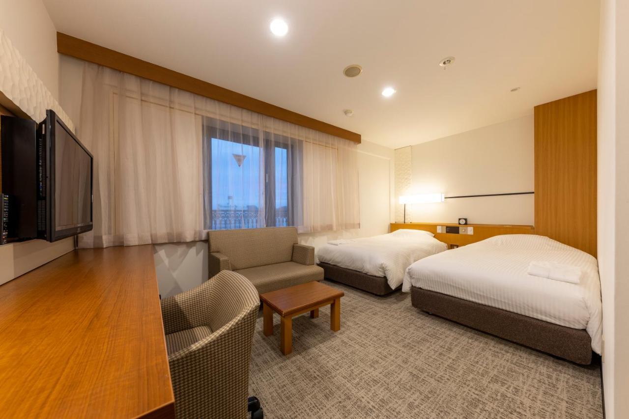 Jr Clement Inn Химедзи Экстерьер фото