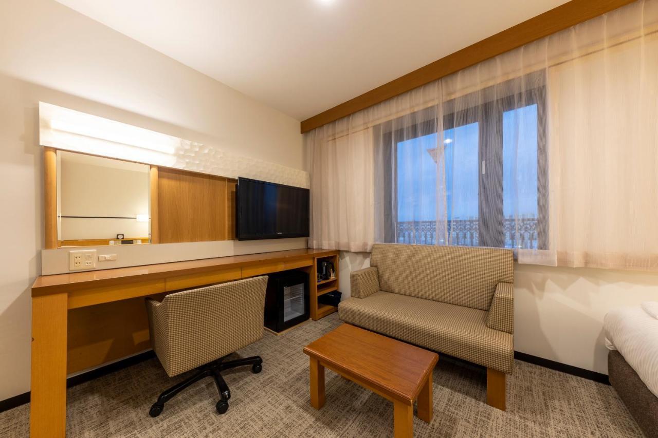 Jr Clement Inn Химедзи Экстерьер фото